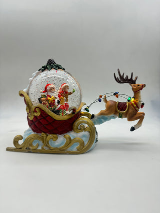 SNOWING SANTA W/ REINDEER