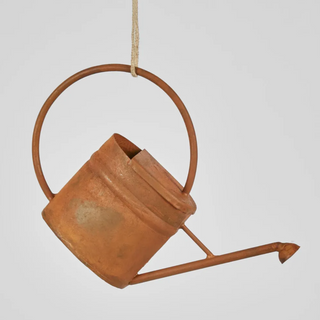 WATERING CAN - RUST
